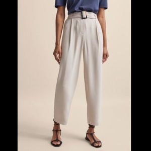 Massimo Dutti High waist beige pants size 4
